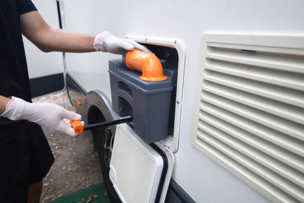 Best Portable restroom trailer rental  in Pierceton, IN